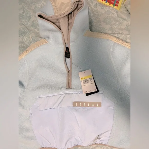 Jordan Sky Blue womens Active puffer - Picture 2 of 8